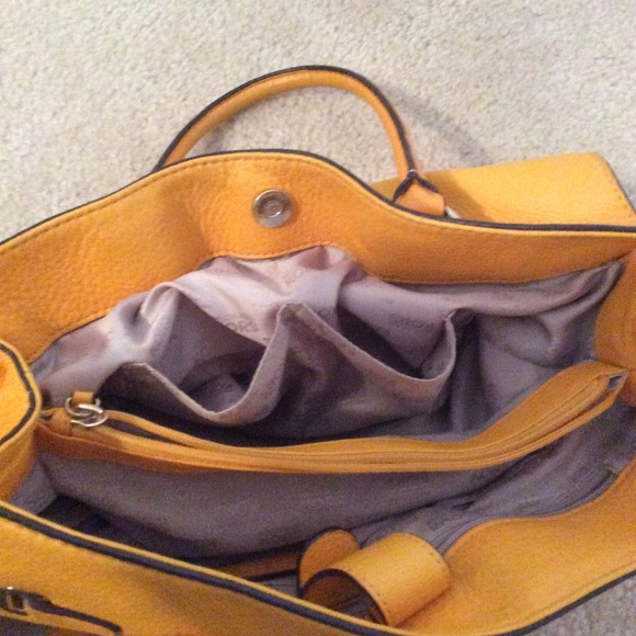 Purse - Picture 9 of 15